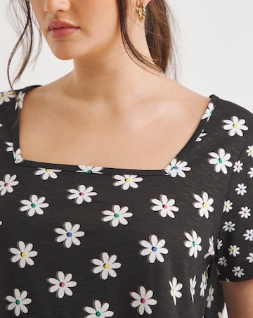 Daisy Print Square Neck Slub Tiered Top
