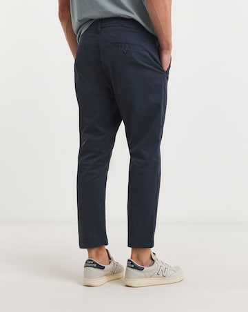 Fashion Fit Tapered Fit Chino