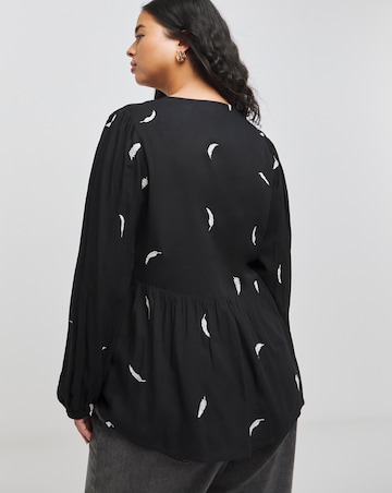 Feather Embroidered Puff Sleeve Blouse
