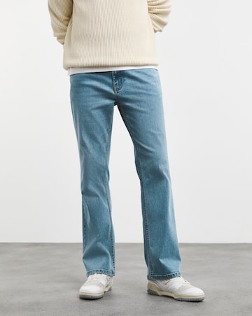 Bootcut Fit Stretch Jeans Lgt Stonewash