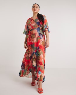 Hope &amp; Ivy Alluring Floral Maxi Dress