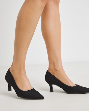 Heavenly Soles Kirsten Pointed Toe Kitten Heel Shoes - Wide Fit (E)