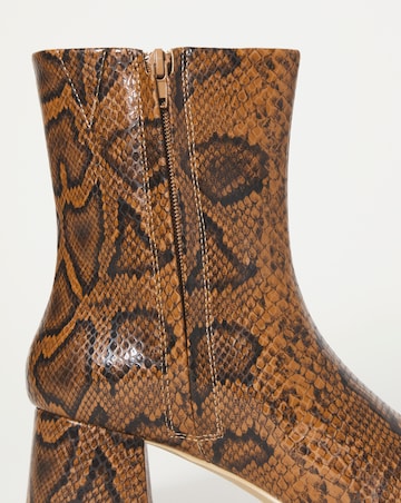 Block Heel Boot - Wide Fit (E)