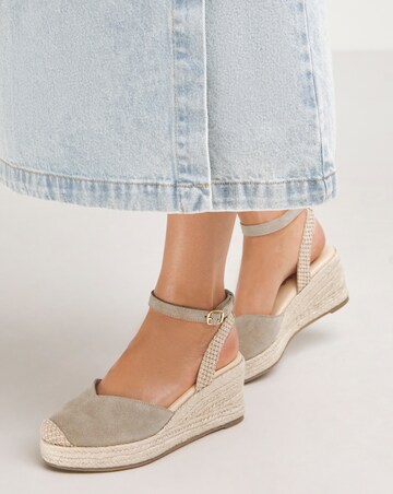 Layla Classic Closed Toe Buckle Espadrille Wedges - Extra Wide Fit (EEE)