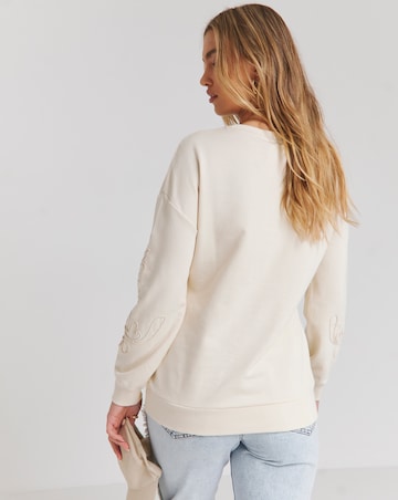 Ecru Rope Embroidered Sweatshirt
