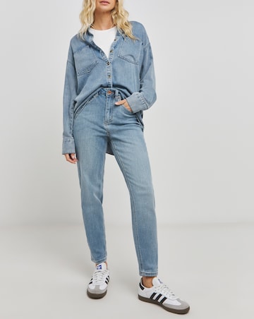 Demi Light Stonewash High Waist Mom Jeans