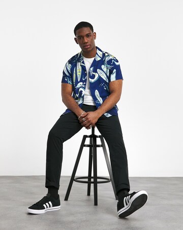 Surf Board Print Short Sleeve Cuban Collar Shirt