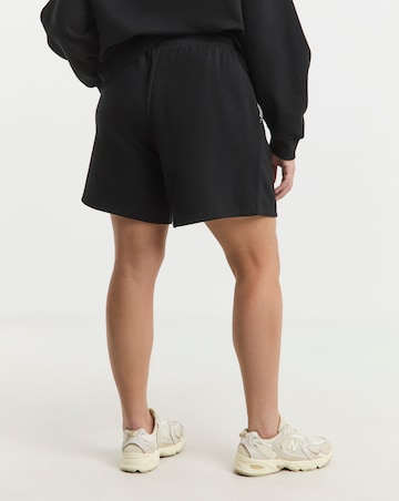Simply Be Black Whipstitch Detail Jogger Short