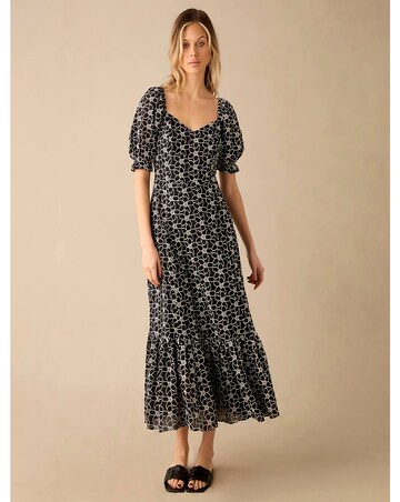 Ro&Zo Mono Sweetheart Neck Broderie Dress