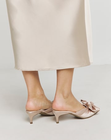 Tia Pointed Bow Kitten Heel Mules - Wide Fit (E)
