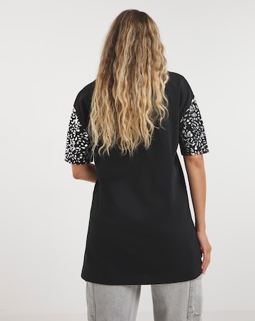 Star Foil Print Oversized Tee