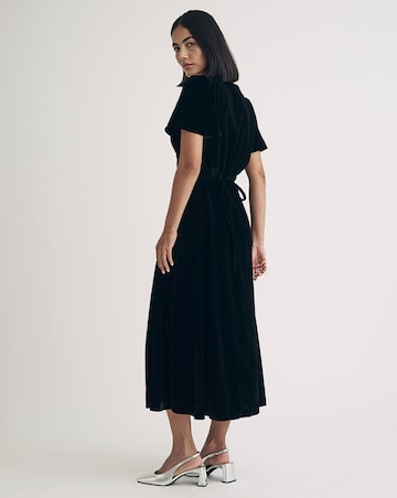Nobody's Child Black Atlas Velvet Midaxi Dress