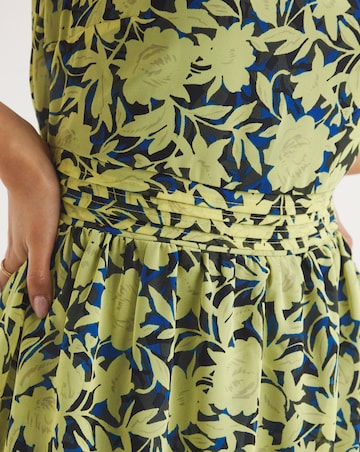 Sleeveless V-Neck Maxi Dress With Frills
