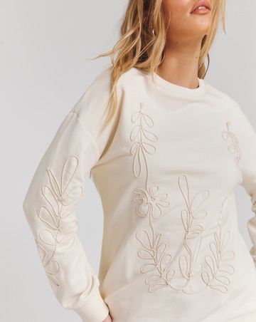 Ecru Rope Embroidered Sweatshirt