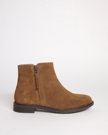 Lucinda Leather Side Zip Boot Wide E Fit