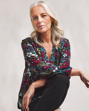Julipa Moss Crepe Floral Printed Blouse