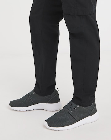 Harris Mesh Trainer Extra Wide Fit