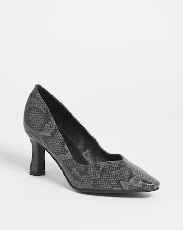 Heeled Court Shoe - Wide Fit (E)