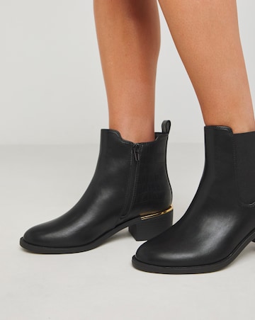 Heavenly Soles Danica Heeled Chelsea Boots Extra Wide EEE Fit