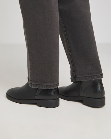 Verity Classic Zip Detail Ankle Boot Extra Wide EEE Fit