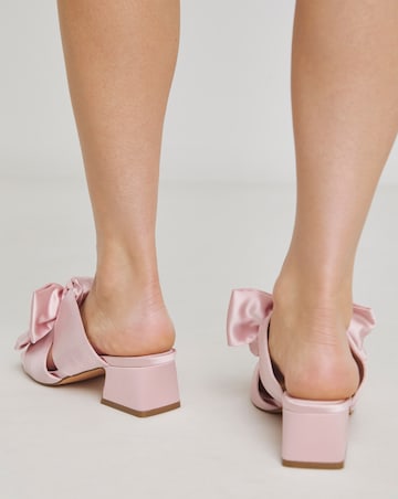 Camelia Double Bow Low Heeled Sandals - Extra Wide Fit (EEE)