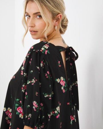 Mixed Print V-Neck Dropped Waist Dress