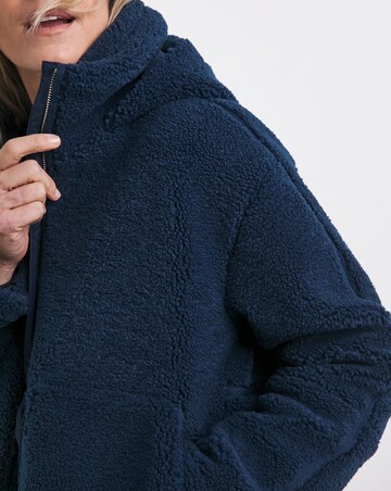 Navy Short Lined Borg Jacket