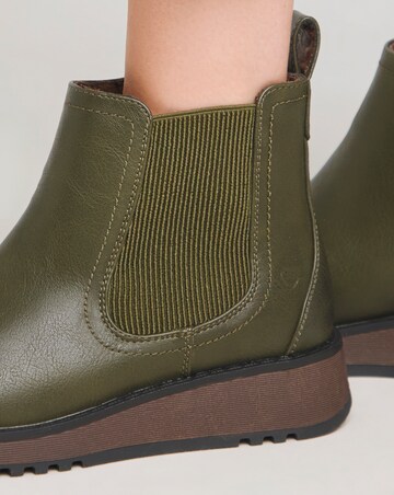 Heavenly Feet Rolo Chelsea Boot Wide E Fit