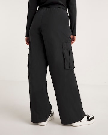 Tommy Jeans Wide Leg Cargo Trousers