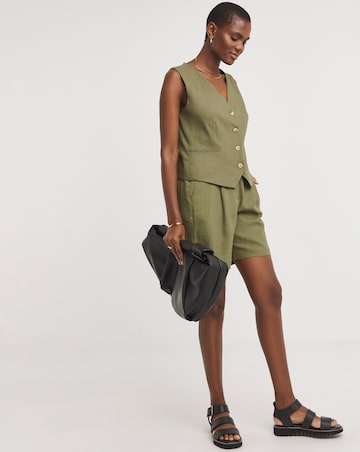 Linen Bermuda Shorts