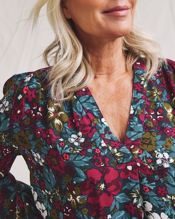 Julipa Moss Crepe Floral Printed Blouse