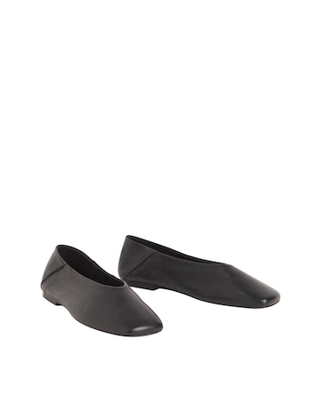 Primrose Soft Leather High Cut Ballerina Wide E Fit