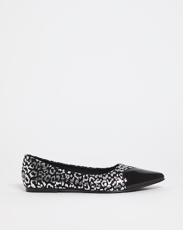 Maya Heart Toe Cap Ballerina Shoes - Extra Wide Fit (EEE)