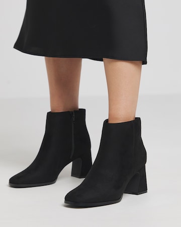Loise Block Heel Ankle Boots Wide E Fit