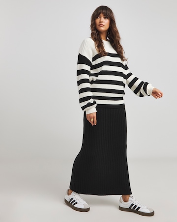 Black Knitted Maxi Skirt