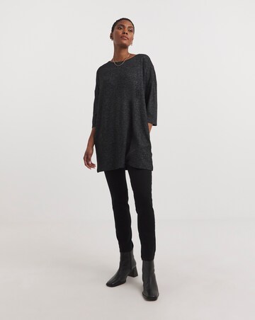 Soft Touch Pocket Longline Top