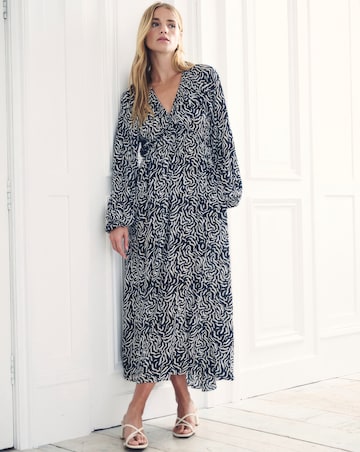 Nobody's Child Black Printed Iris Midaxi Dress