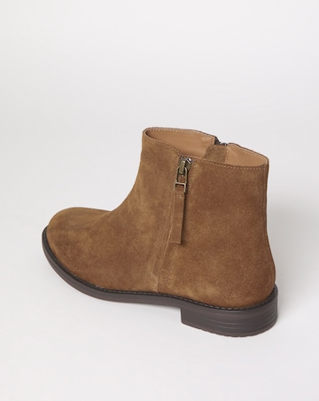 Lucinda Leather Side Zip Boot Wide E Fit