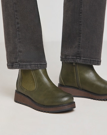 Heavenly Feet Rolo Chelsea Boot Wide E Fit