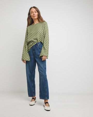 Crew Neck Flute Sleeve Top - Green Spot