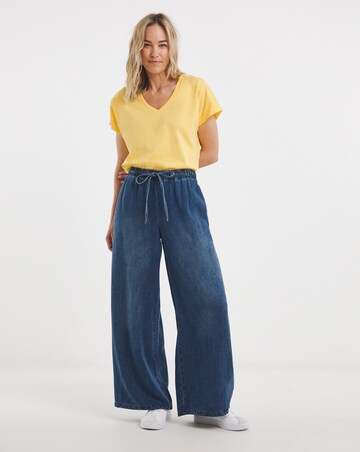 V-Neck Short Sleeve T-Shirt