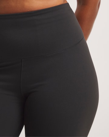 Maidenform Medium Control Shapewear Leggings