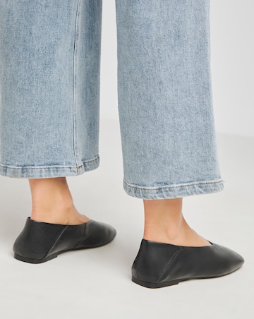 Primrose Soft Leather High Cut Ballerina Wide E Fit