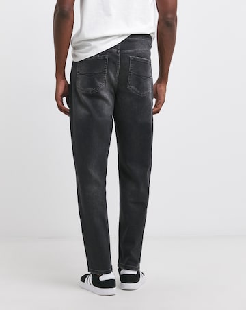 Loose Tapered Fit Jean
