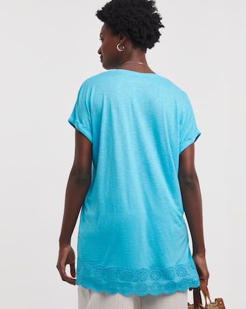 Broderie V Neck Short Sleeve Longline Top