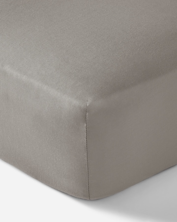 Easy Care Plain Dye Fitted Sheet