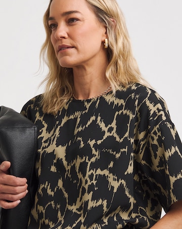 Printed Crepe Boxy Short Sleeve Top