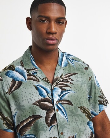 Short Sleeve Floral Print Cuban Collar Shirt