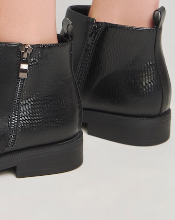 Verity Classic Zip Detail Ankle Boot Extra Wide EEE Fit