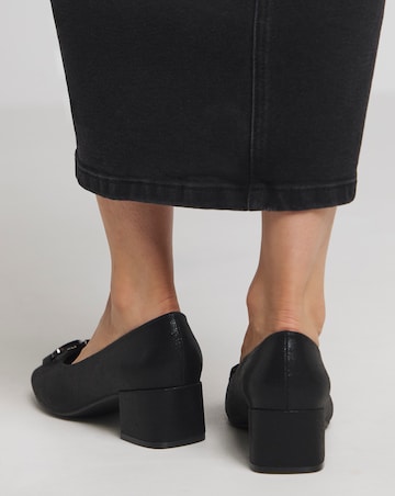Heavenly Soles April Low Heel Trim Court Shoe Wide E Fit
